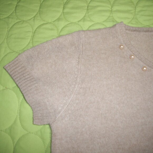 NWOT Halogen Light Beige Cashmere Sweater Short Sleeve - Picture 3 of 16